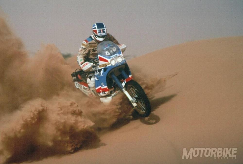 1988-Paris-Dakar-Edi-Orioli-Honda-NXR750-Africa-Twin-2-1200x811.jpg