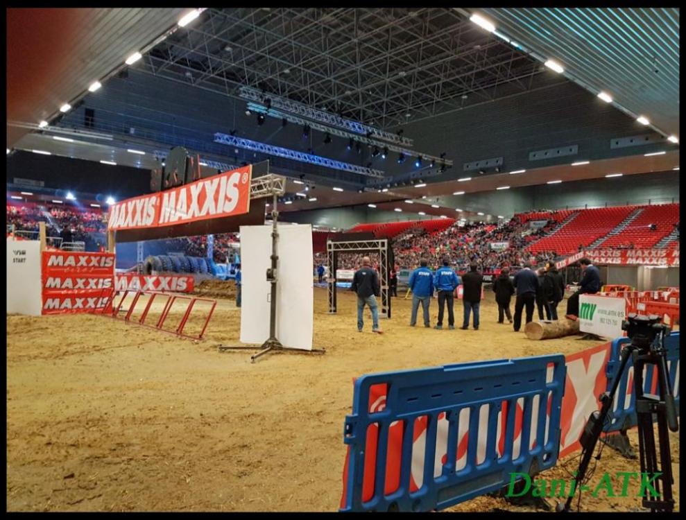 2017-03-04-19.39.22 Mundial Superenduro Bilbao.jpg