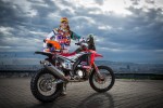 Laia Sanz pone rumbo hacia su quinto Dakar desde las calles de Barcelona